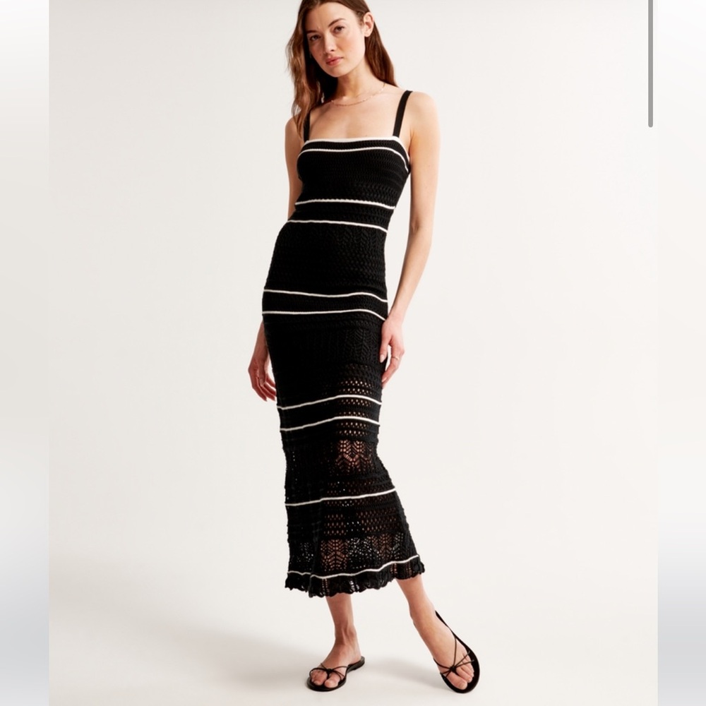 Chic Black and White crochet style Striped Dress